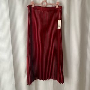 Maxi high waisted skirt